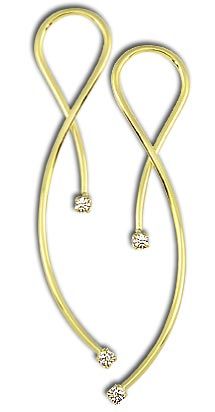 Brinco folheado a ouro feito de fio com pedras de strass